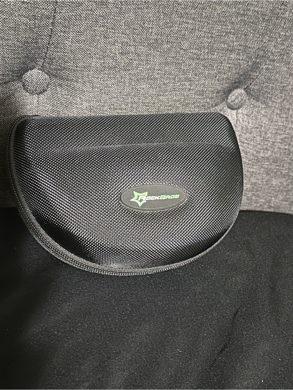Black Hard Shell Glasses Case
